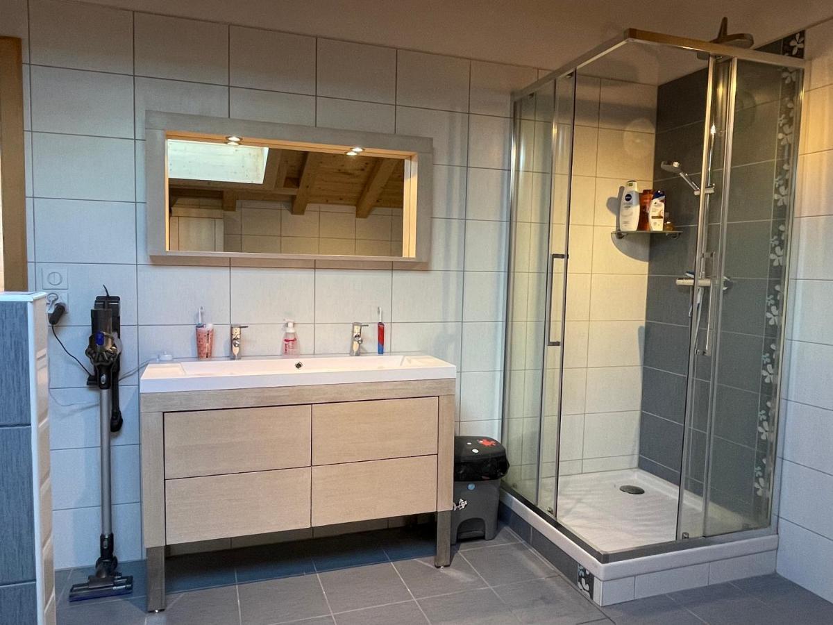 Chambre Privee Au Pied Des Pistes - Chambre Chez L'Habitant - Chaletnelda Com Lamoura Eksteriør bilde